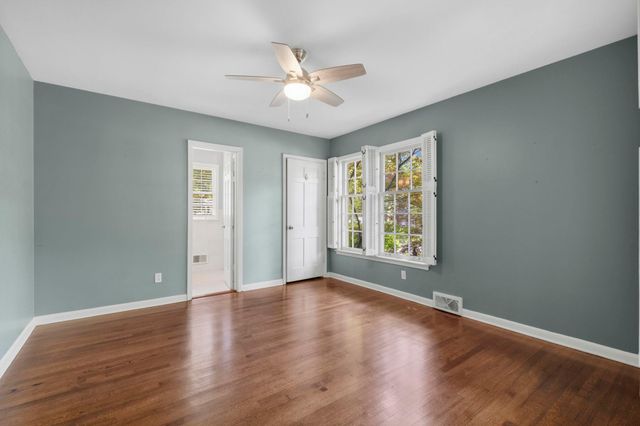 5442 N ROLLING OAKS DR, Memphis, TN 38119