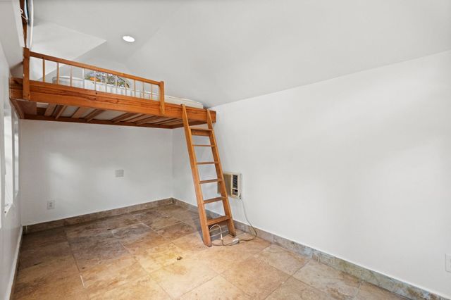 5442 N ROLLING OAKS DR, Memphis, TN 38119
