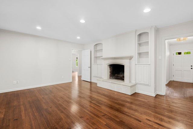 5442 N ROLLING OAKS DR, Memphis, TN 38119