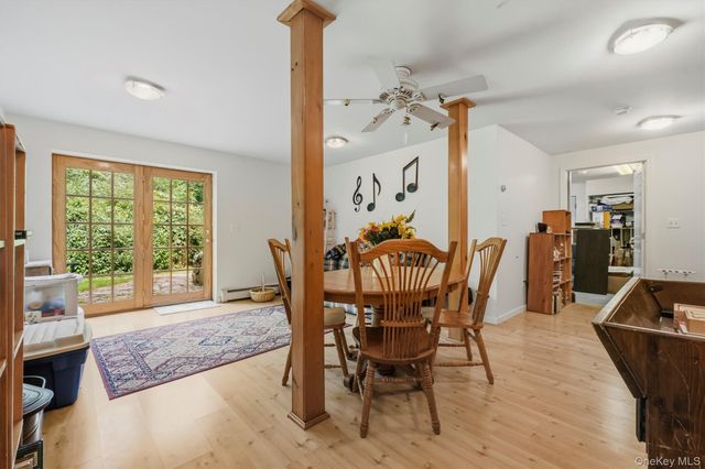 45 Wiccopee Road, Putnam Valley, NY 10579