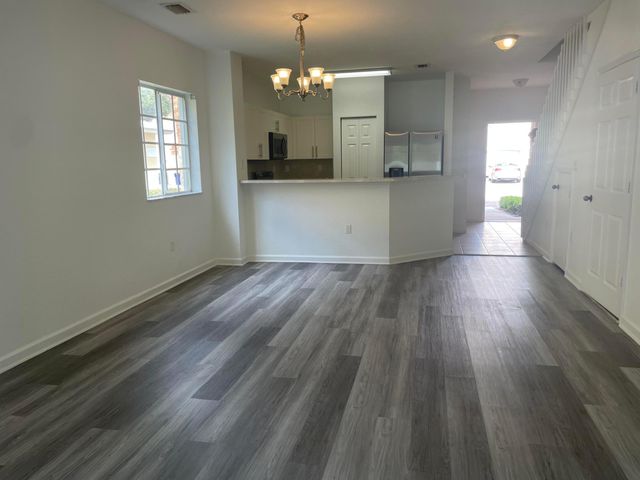 5024 SE Mariner Garden Circle, Stuart, FL 34997