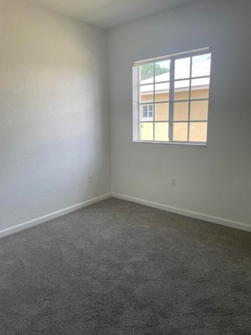 5024 SE Mariner Garden Circle, Stuart, FL 34997