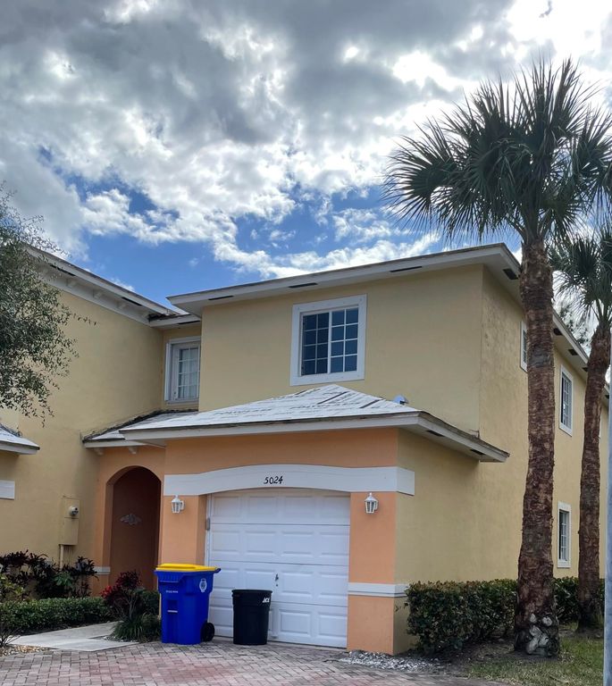 5024 SE Mariner Garden Circle, Stuart, FL 34997