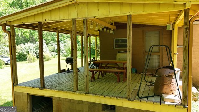 3 Derby Lane, Cleveland, GA 30528