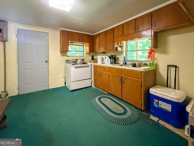 3 Derby Lane, Cleveland, GA 30528