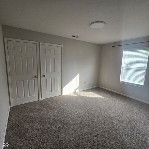 5870 Mill Oak Drive, Noblesville, IN 46062