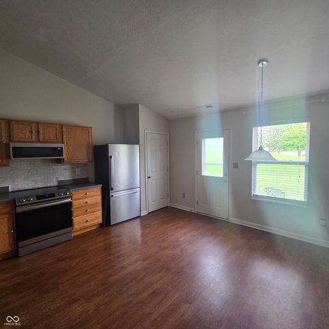 5870 Mill Oak Drive, Noblesville, IN 46062