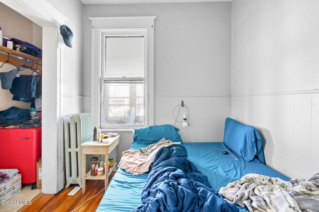 693 State Street, Albany, NY 12203