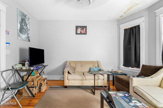 693 State Street, Albany, NY 12203