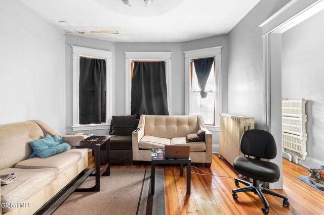 693 State Street, Albany, NY 12203