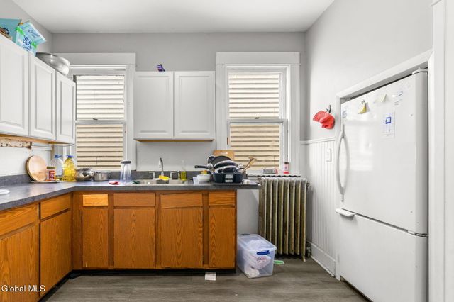 693 State Street, Albany, NY 12203