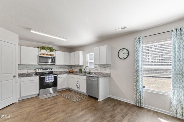 507 E Waycliff Road, Henderson, NC 27537