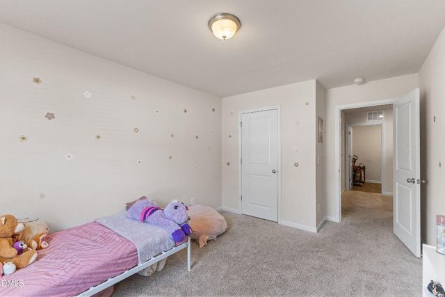 507 E Waycliff Road, Henderson, NC 27537