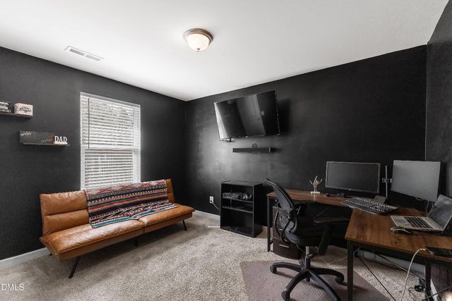 507 E Waycliff Road, Henderson, NC 27537