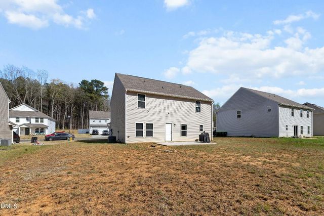 507 E Waycliff Road, Henderson, NC 27537