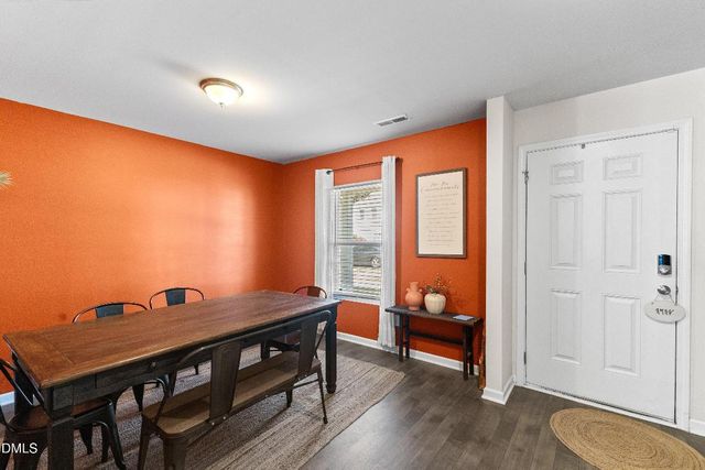 507 E Waycliff Road, Henderson, NC 27537