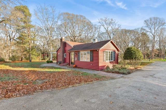 1850 Sterling Road, Cutchogue, NY 11935