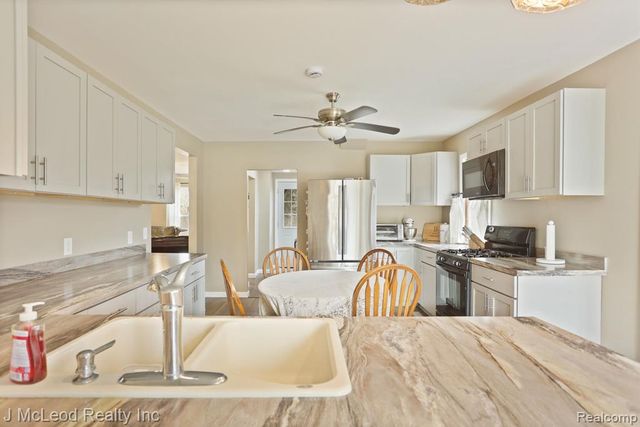 3301 Hanlin Road, Millington, MI 48746