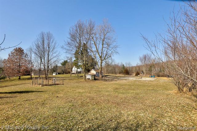 3301 Hanlin Road, Millington, MI 48746