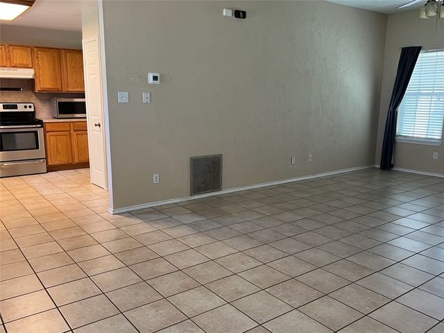 5926 Community Dr, Corpus Christi, TX 78412