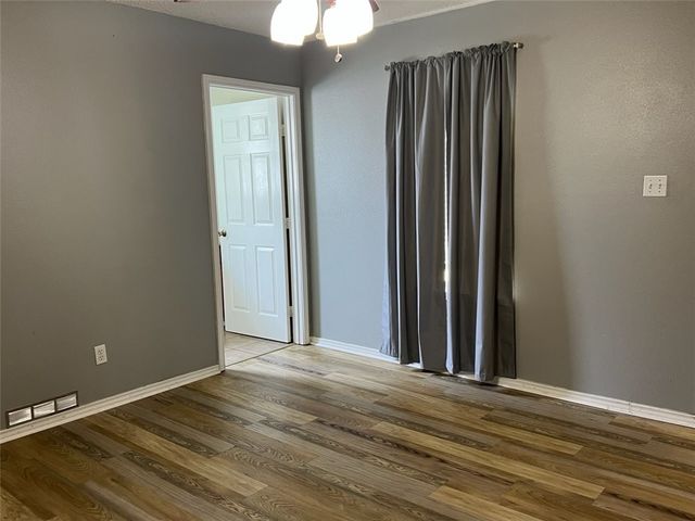 5926 Community Dr, Corpus Christi, TX 78412