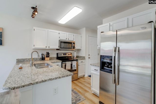 112 Hunters Ridge Drive, Lexington, SC 29072