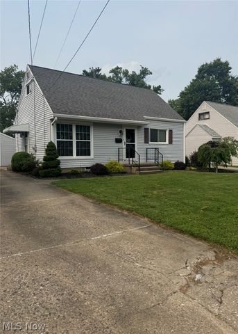 3741 Argonne Street, Mogadore, OH 44260