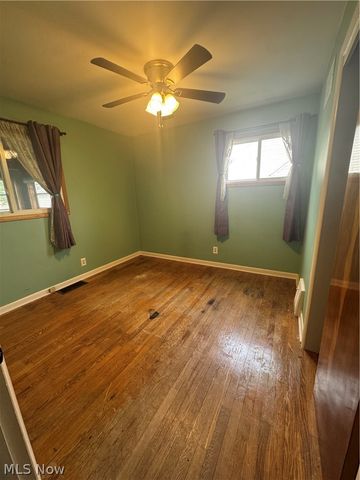 3741 Argonne Street, Mogadore, OH 44260