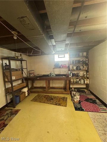 3741 Argonne Street, Mogadore, OH 44260