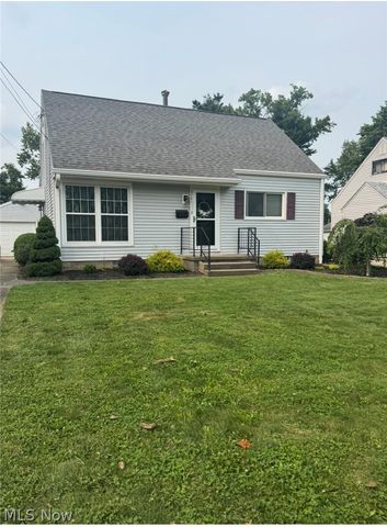 3741 Argonne Street, Mogadore, OH 44260