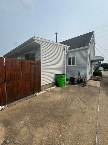 3741 Argonne Street, Mogadore, OH 44260