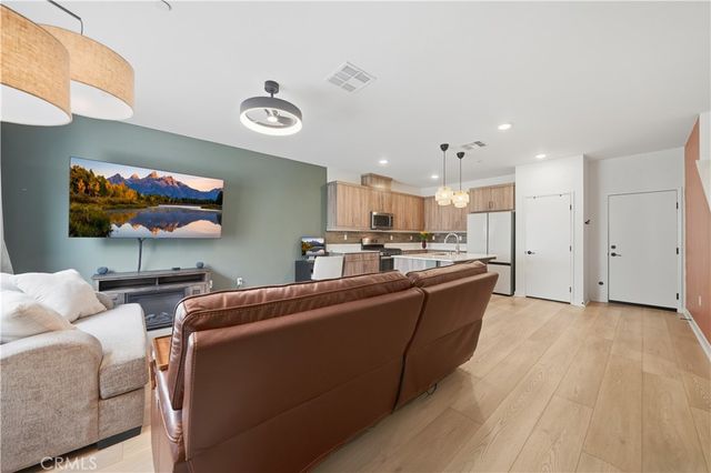 35161 Grove, Fallbrook, CA 92028