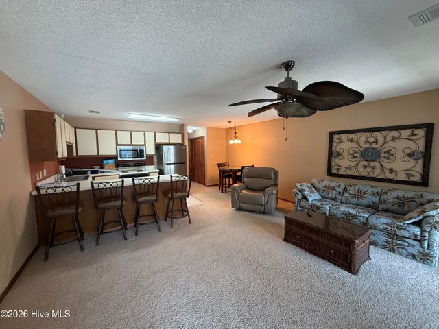 24 Boundaryline Drive NW Apt G, Calabash, NC 28467