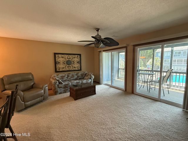24 Boundaryline Drive NW Apt G, Calabash, NC 28467