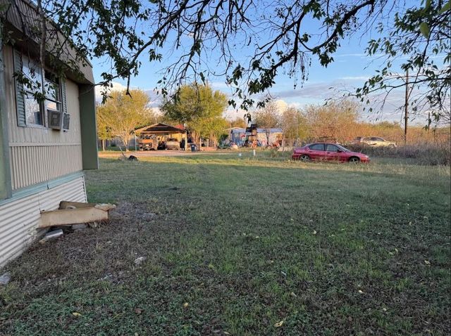 485 W Brook ST, Bartlett, TX 76511