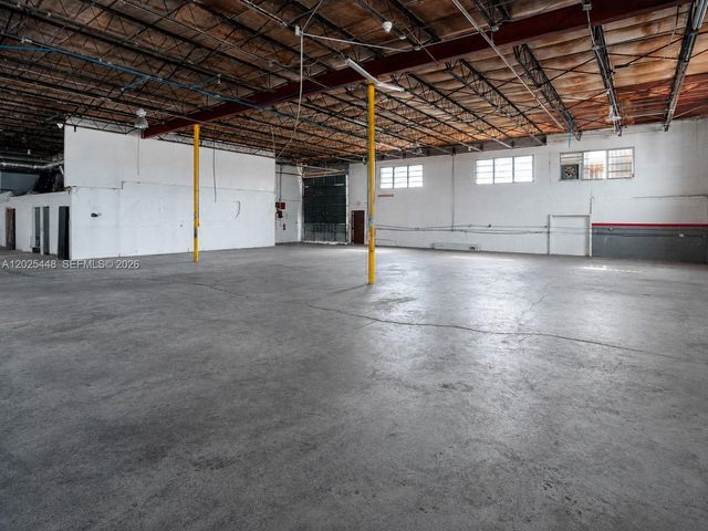 455 E 10th Avenue, Hialeah, FL 33010