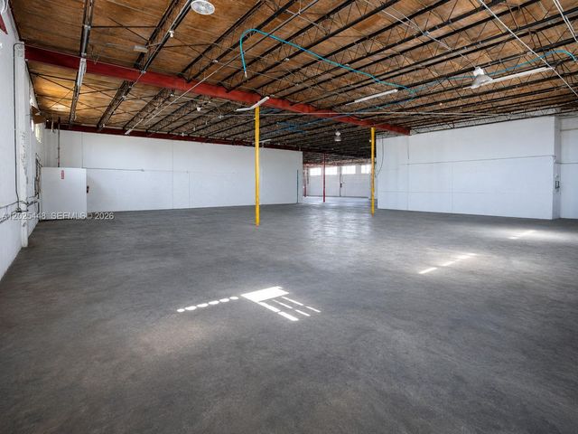 455 E 10th Avenue, Hialeah, FL 33010