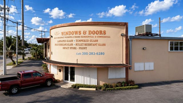455 E 10th Avenue, Hialeah, FL 33010