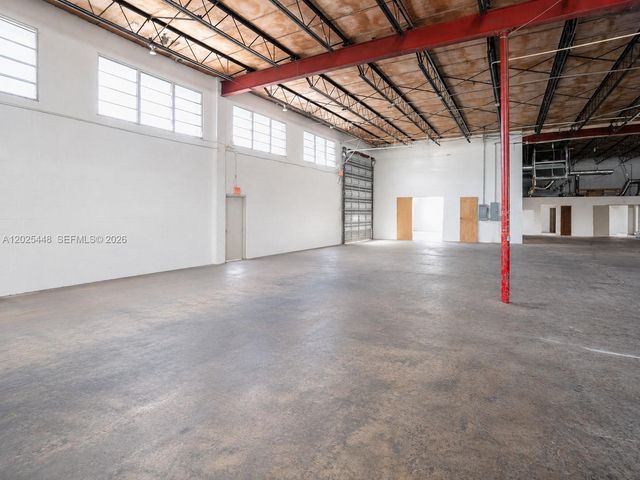 455 E 10th Avenue, Hialeah, FL 33010