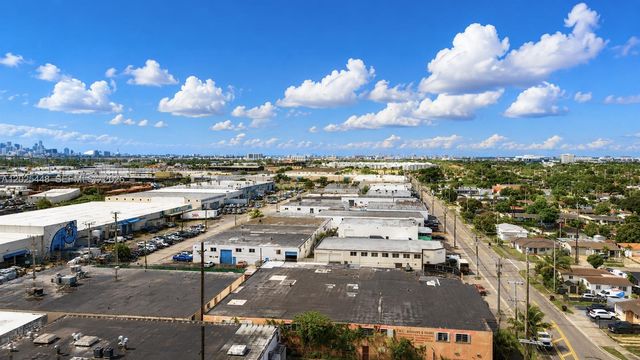 455 E 10th Avenue, Hialeah, FL 33010