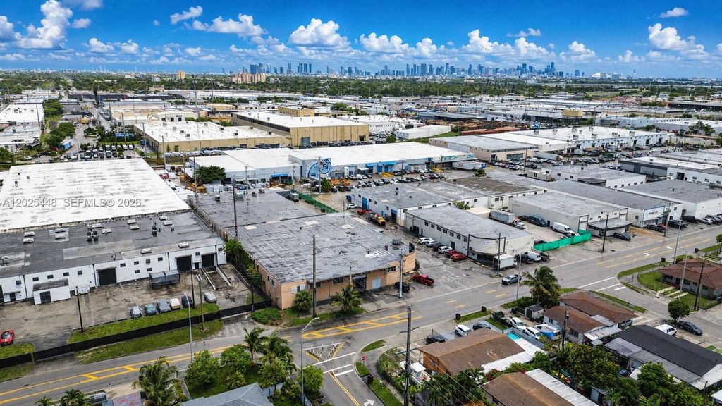 455 E 10th Avenue, Hialeah, FL 33010