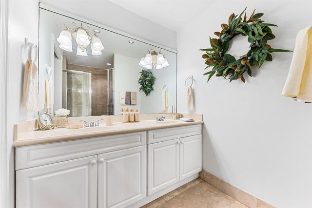 6567 Cindi Lane, Greenacres, FL 33467