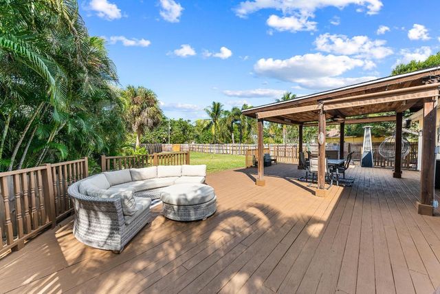 6567 Cindi Lane, Greenacres, FL 33467