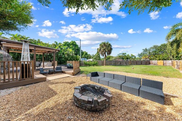 6567 Cindi Lane, Greenacres, FL 33467