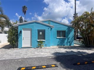 40 82ND AVENUE S Unit `1, Treasure Island, FL 33706