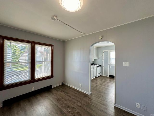 923 Jackson Street, Jasper, IN 47546