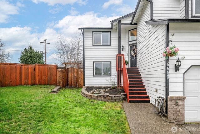 16669 Rainier View Drive SE, Yelm, WA 98597