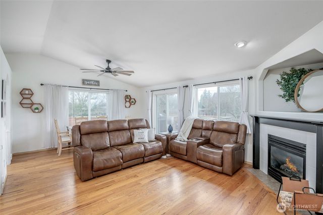 16669 Rainier View Drive SE, Yelm, WA 98597