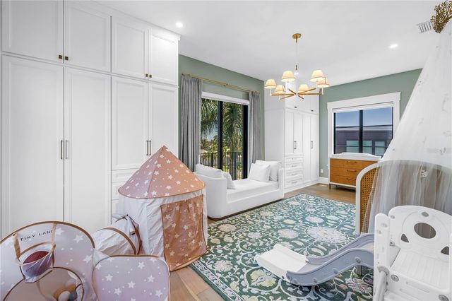 386 26TH AVENUE SE, St Petersburg, FL 33705