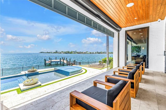 386 26TH AVENUE SE, St Petersburg, FL 33705